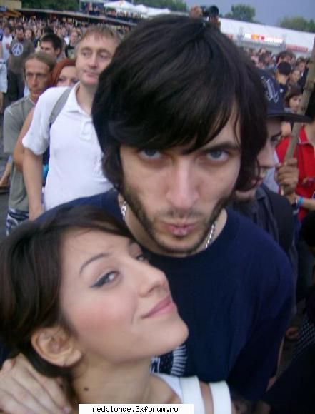 :rotfl:  :rotfl:  :rotfl:  foarte tare :)..cred ca te`ai distrat de minune cu ei  :d trupa zero
